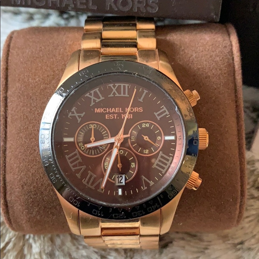 Unisex Michael Kors Gold/Brown face/Black dial